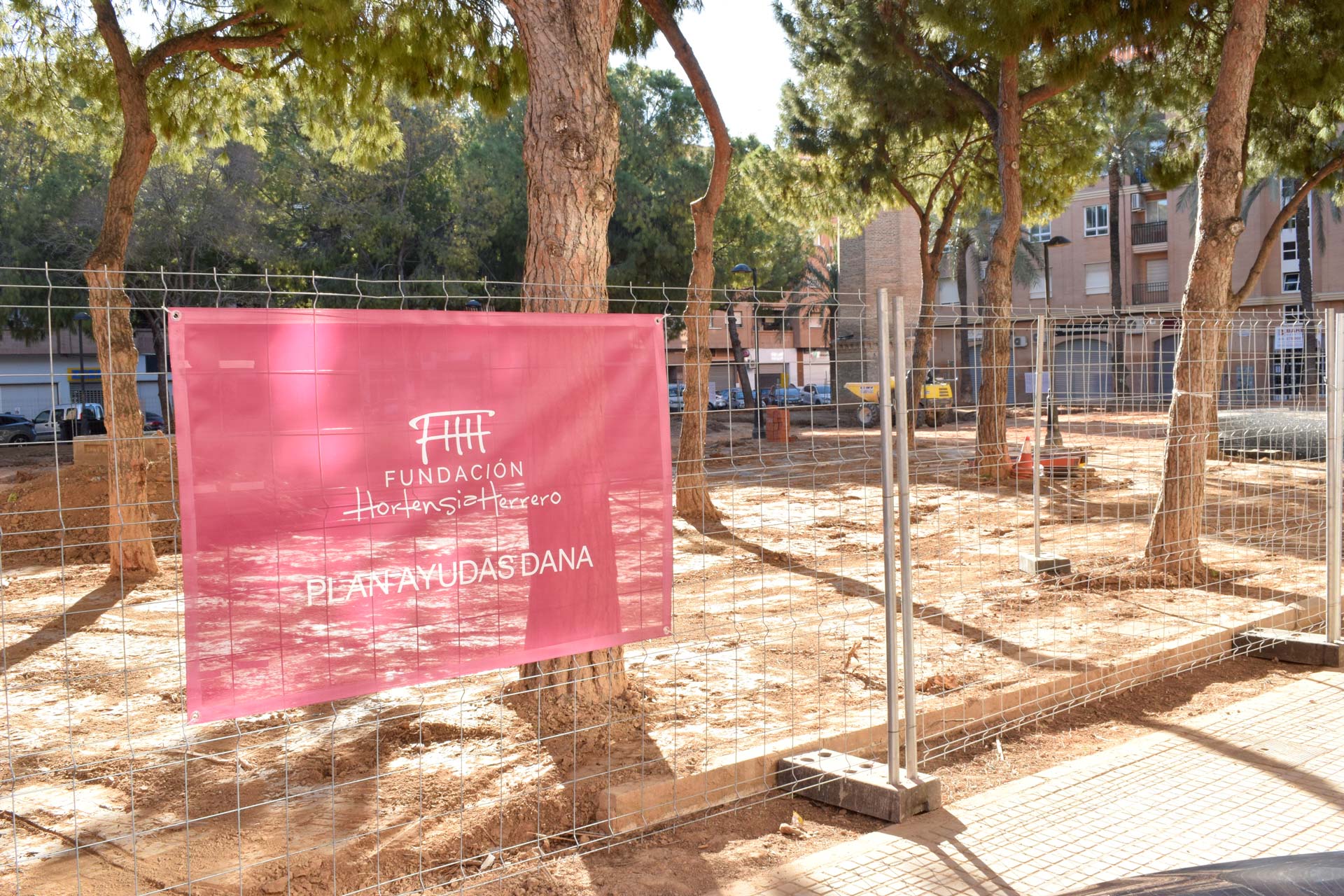 Lee más sobre el artículo La Fundación Hortensia Herrero impulsa la reconstrucción de parques y colegios tras la DANA